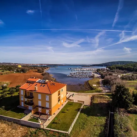 Port Marina Appartement *